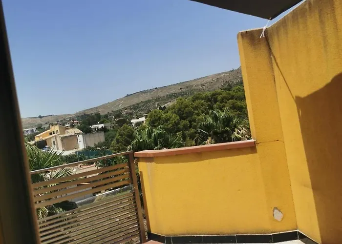 Cala San Giorgio Апарт-отель Шакка