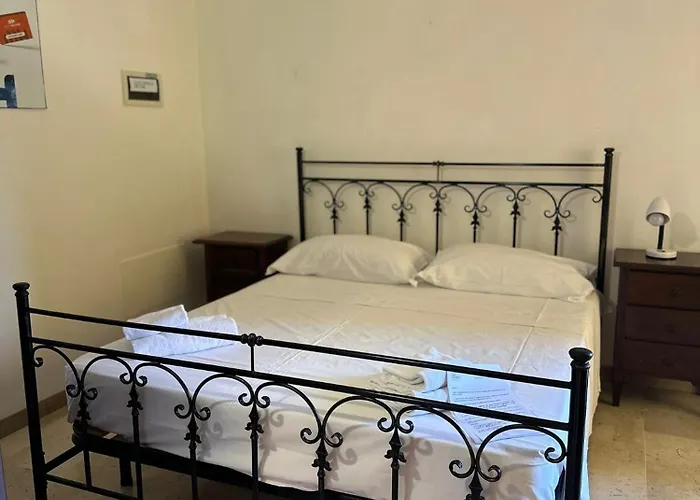 Cala San Giorgio Шакка